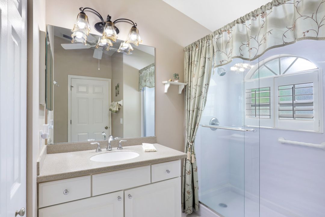 7563 Woodland Bend Cir, Fort Myers, FL 33912