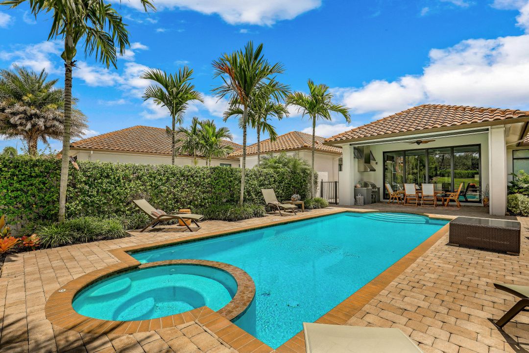 16448 Talis Park Dr, Naples, FL 34110