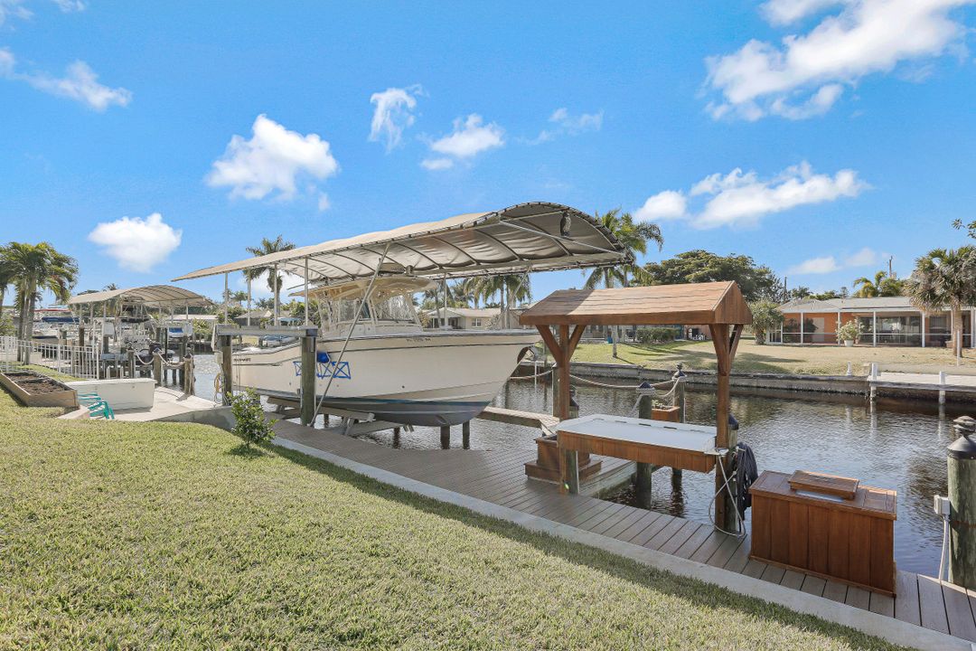 5314 Cortez Ct, Cape Coral, FL 33904