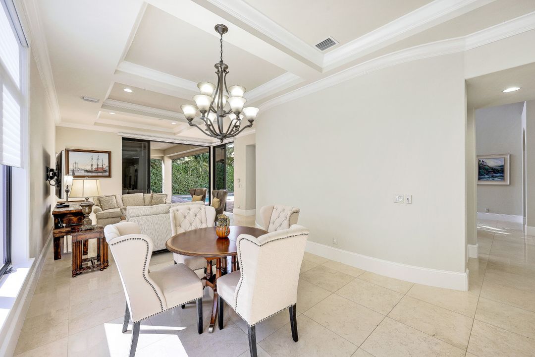 2351 Traditions Ct, Naples, FL 34105