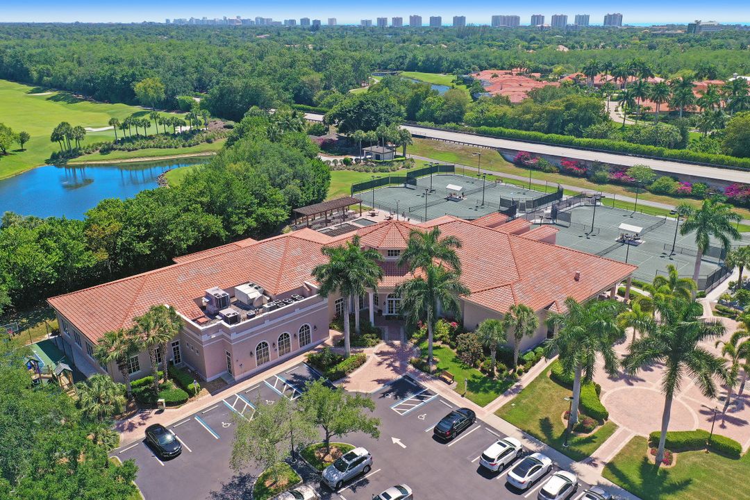 9779 Bent Grass Bend, Naples, FL 34108