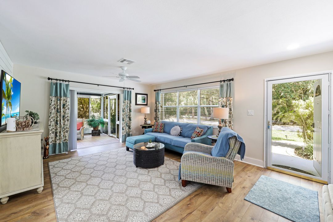 27732 East Dr, Bonita Springs, FL 34135