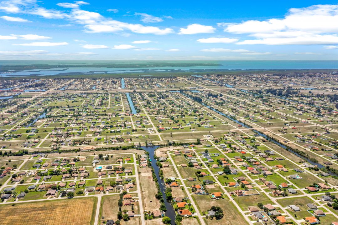 2105 NW 3rd Terrace, Cape Coral, FL 33993