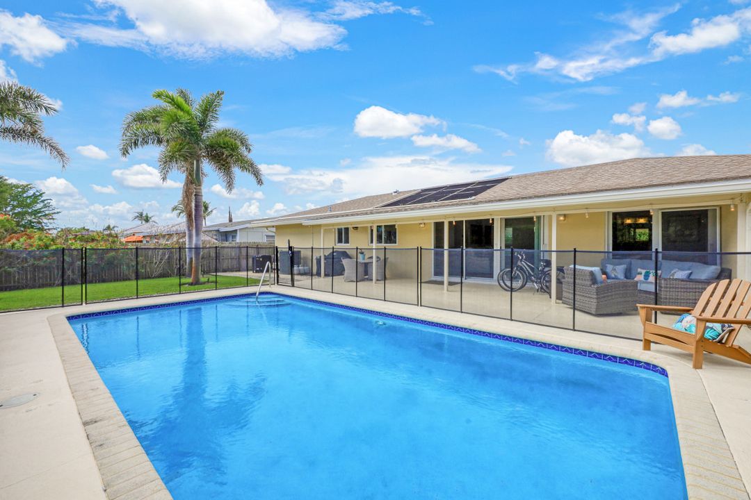 1181 Fourwinds Ave, Marco Island, FL 34145