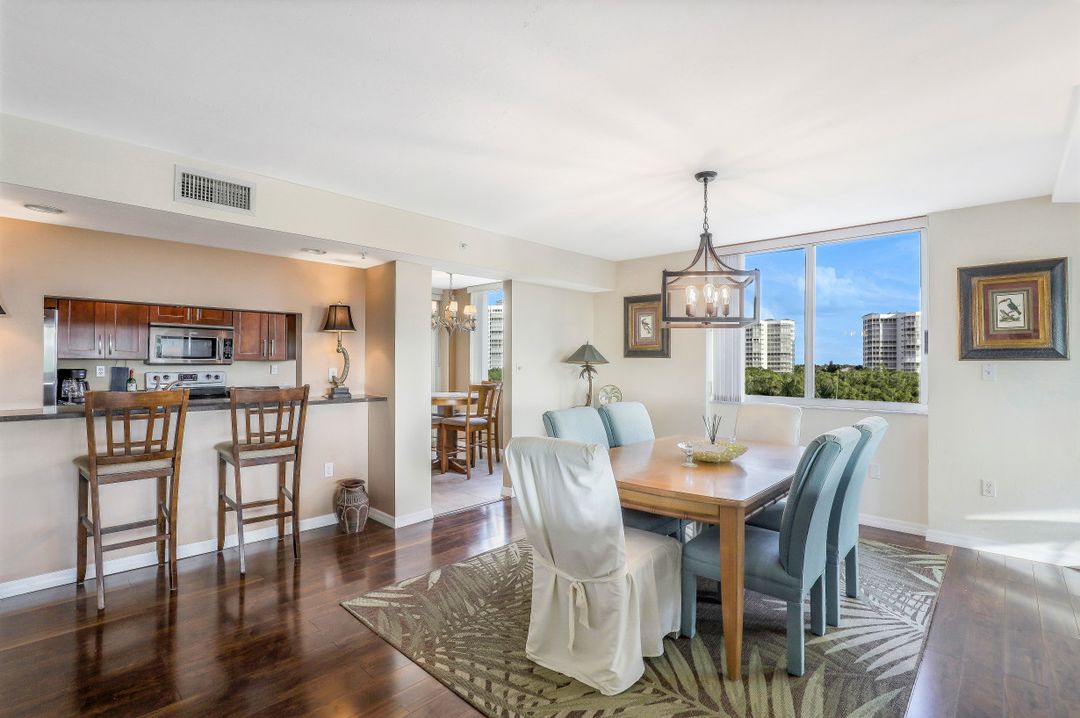 21 Bluebill Ave #401, Naples, FL 34108