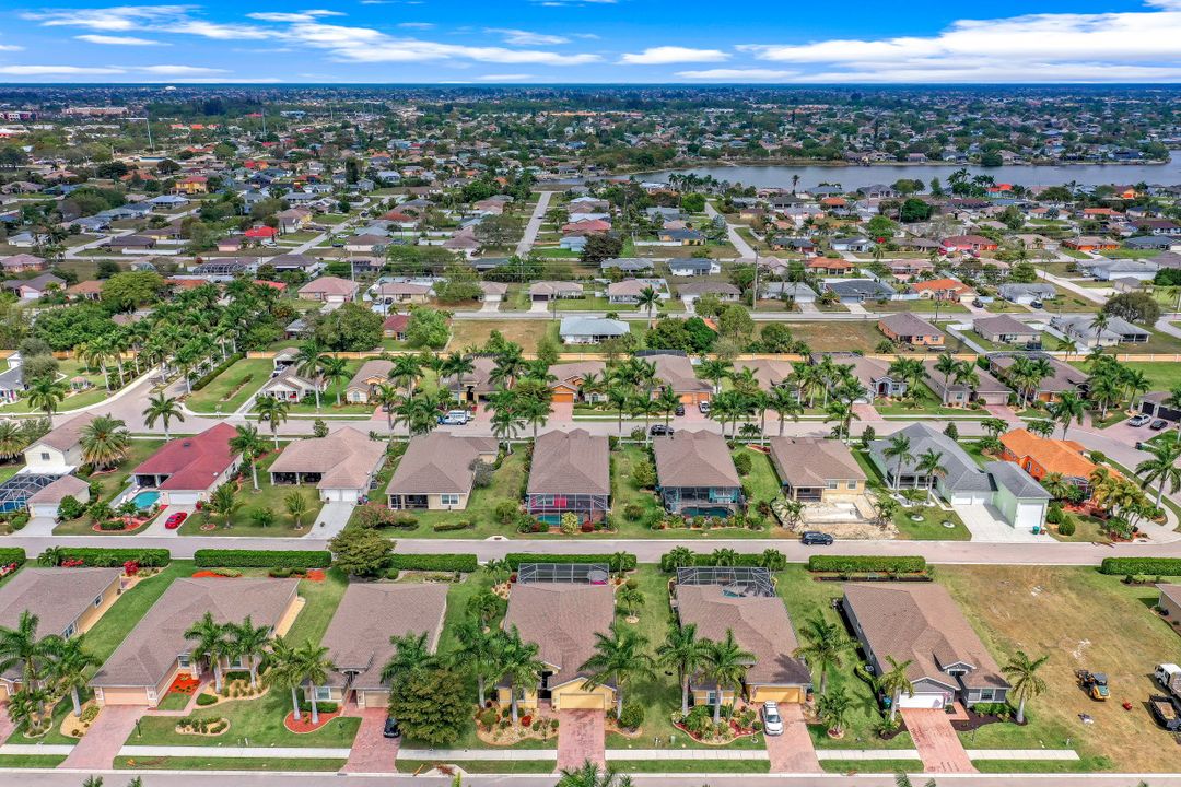 236 Destiny Cir, Cape Coral, FL 33990