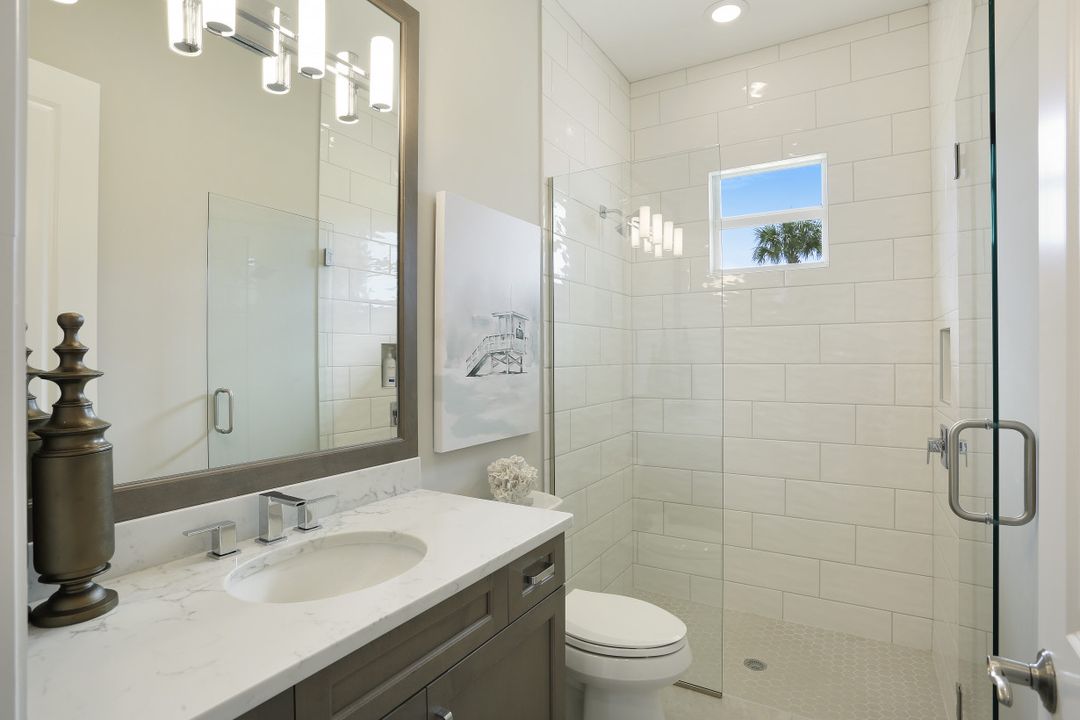 6035 Plana Cays Dr, Naples, FL 34113