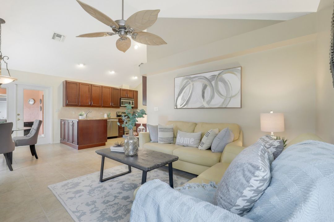 11431 Waterford Village Dr, Fort Myers, FL 33913