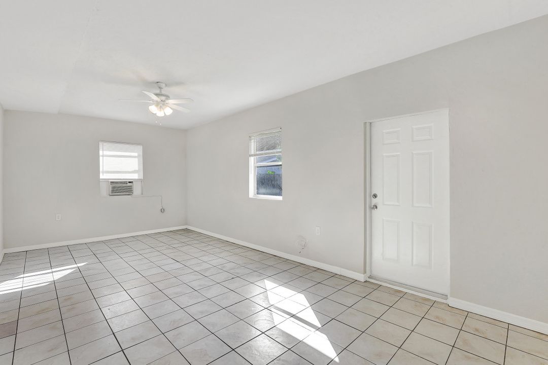 1858 Hanson St, Fort Myers, FL 33901