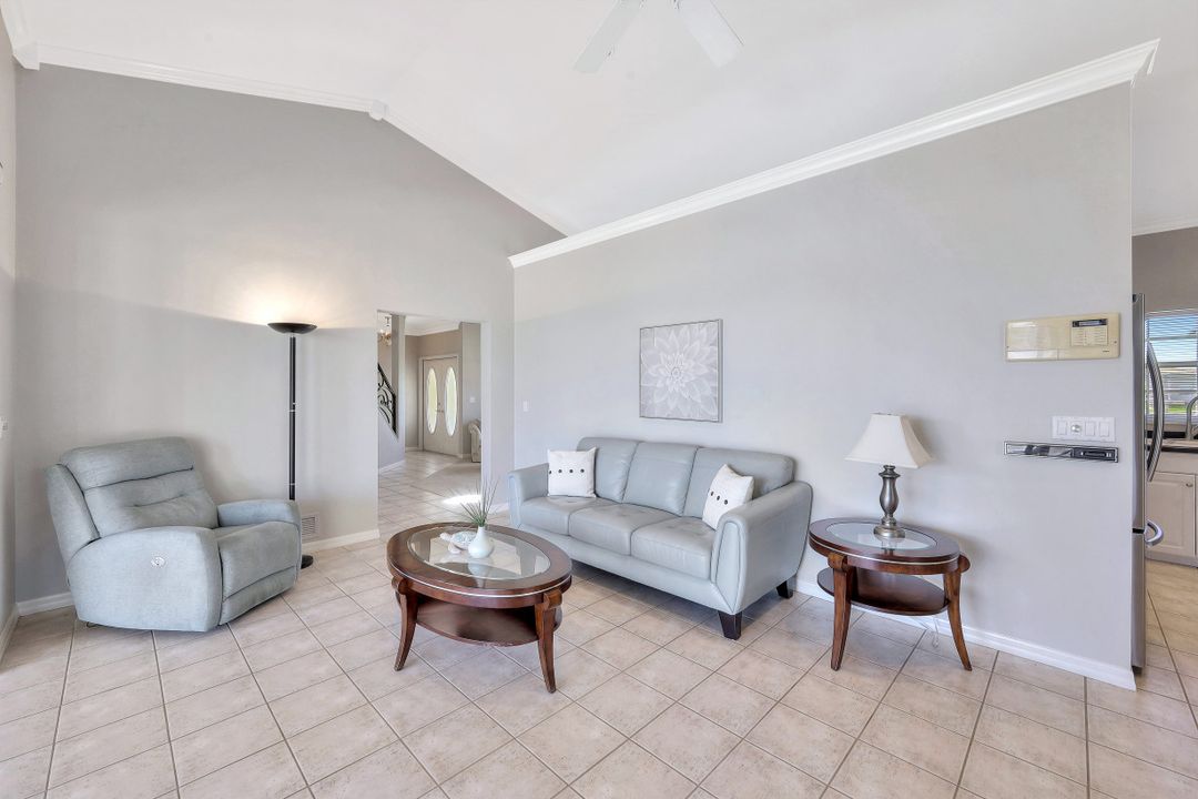 225 Dan River Ct, Marco Island, FL 34145