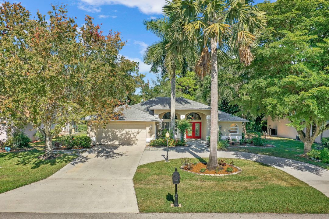 7903 Eagles Flight Ln, Fort Myers, FL 33912