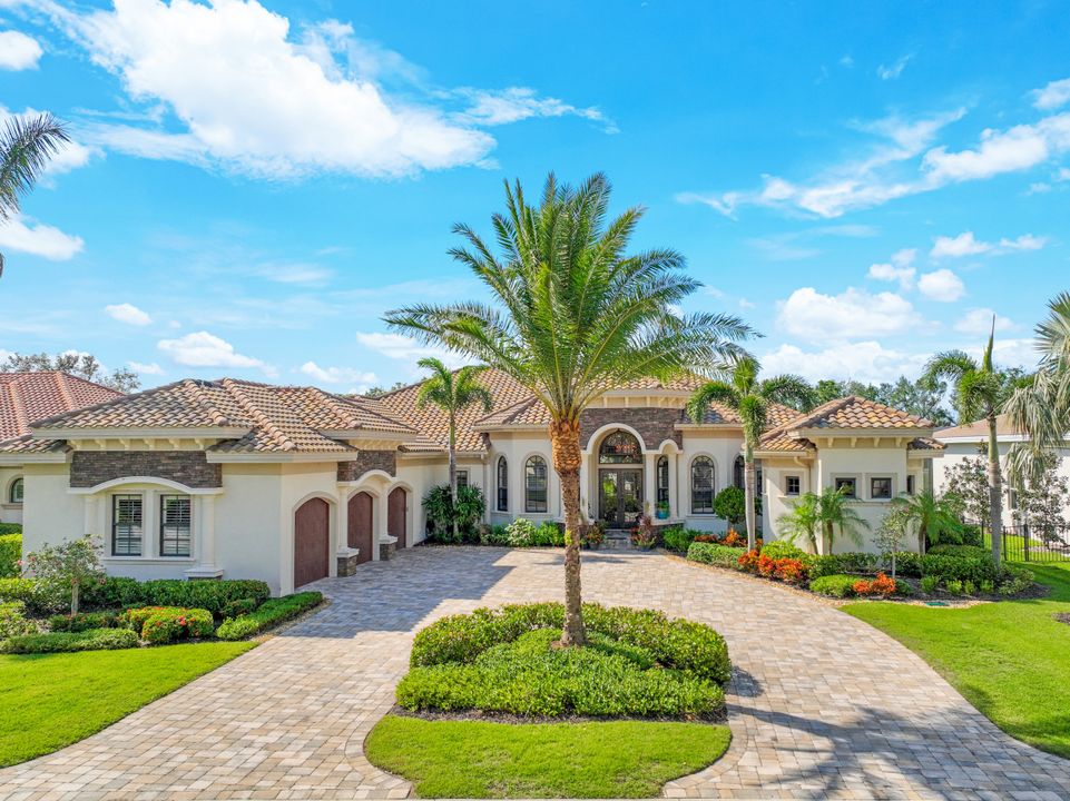 9360 Vittoria Ct, Fort Myers, FL 33912