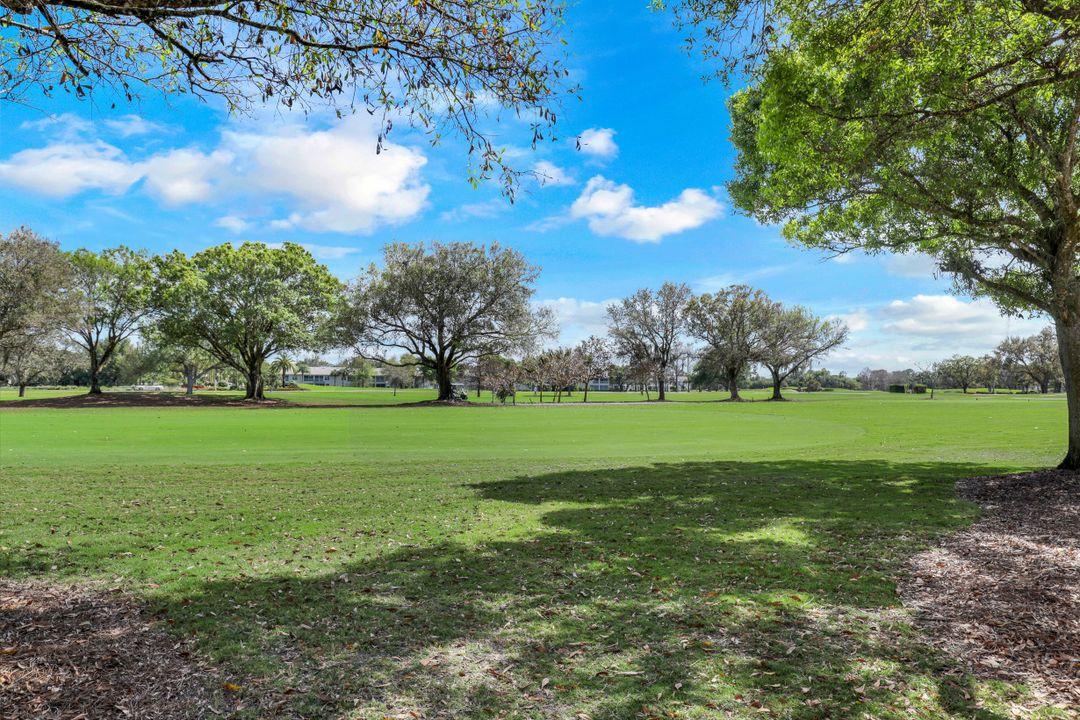 13244 Wedgefield Dr, Naples, FL 34110