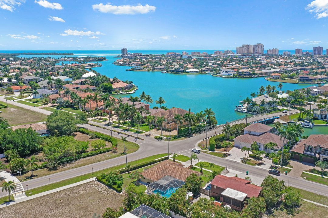 541 S Heathwood Dr, Marco Island, FL 34145