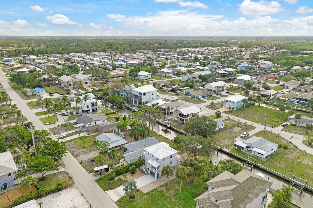 4733 Spring Creek Dr, Bonita Springs, FL 34134