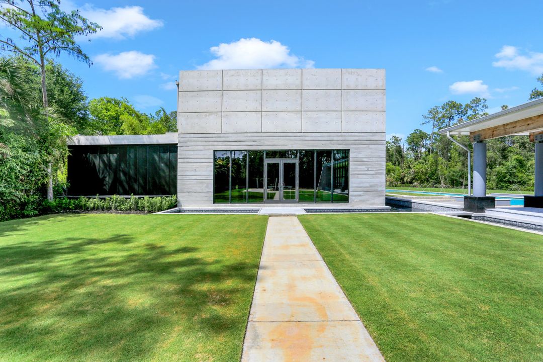 4441 5th Ave NW, Naples, FL 34119