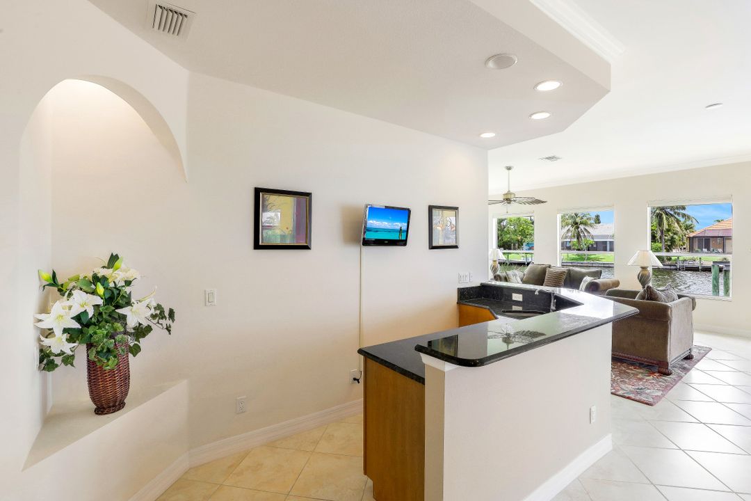 3026 SW 26th Ave, Cape Coral, FL 33914