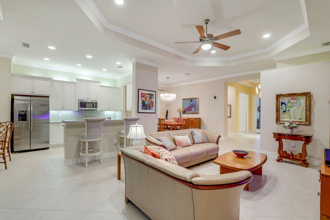 3050 Hudson Ter, Naples, FL 34119