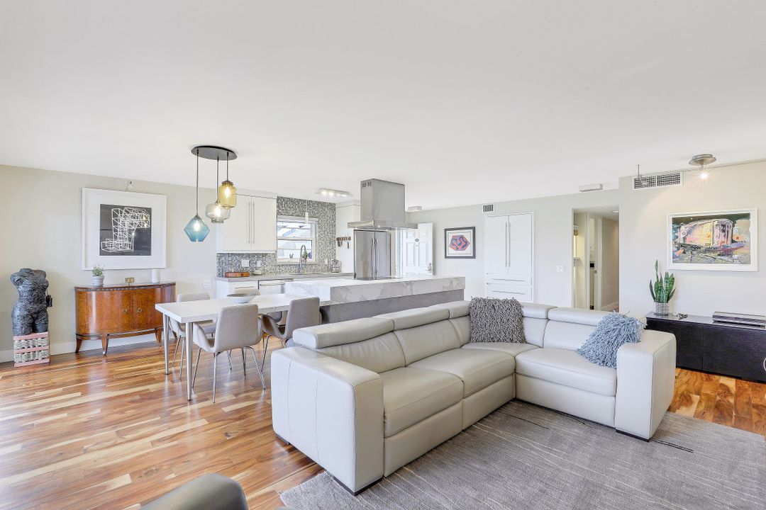 3300 Gulf Shore Blvd N #103, Naples, FL 34103