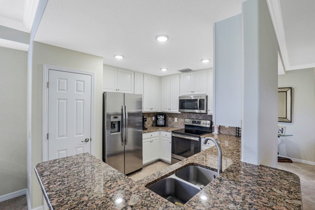 28050 Cookstown Ct #2704, Bonita Springs, FL 34135