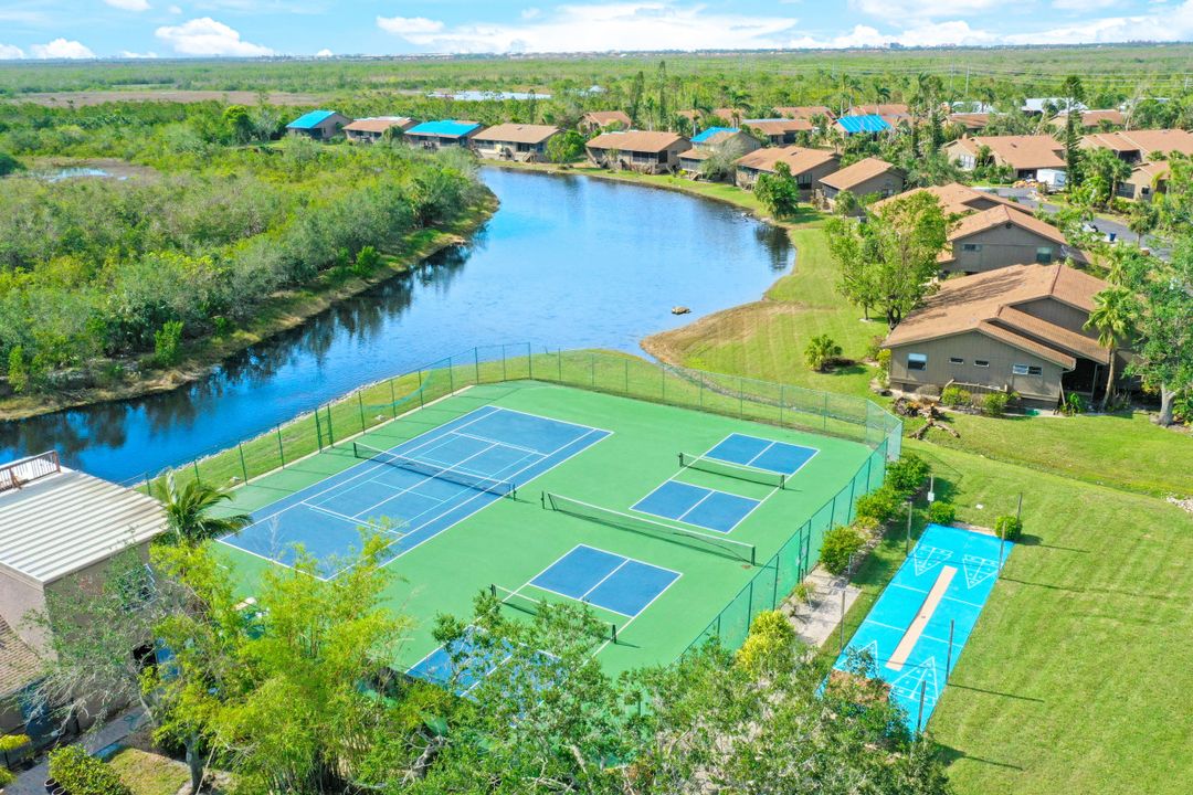 17755 Park Village Blvd, Fort Myers, FL 33908