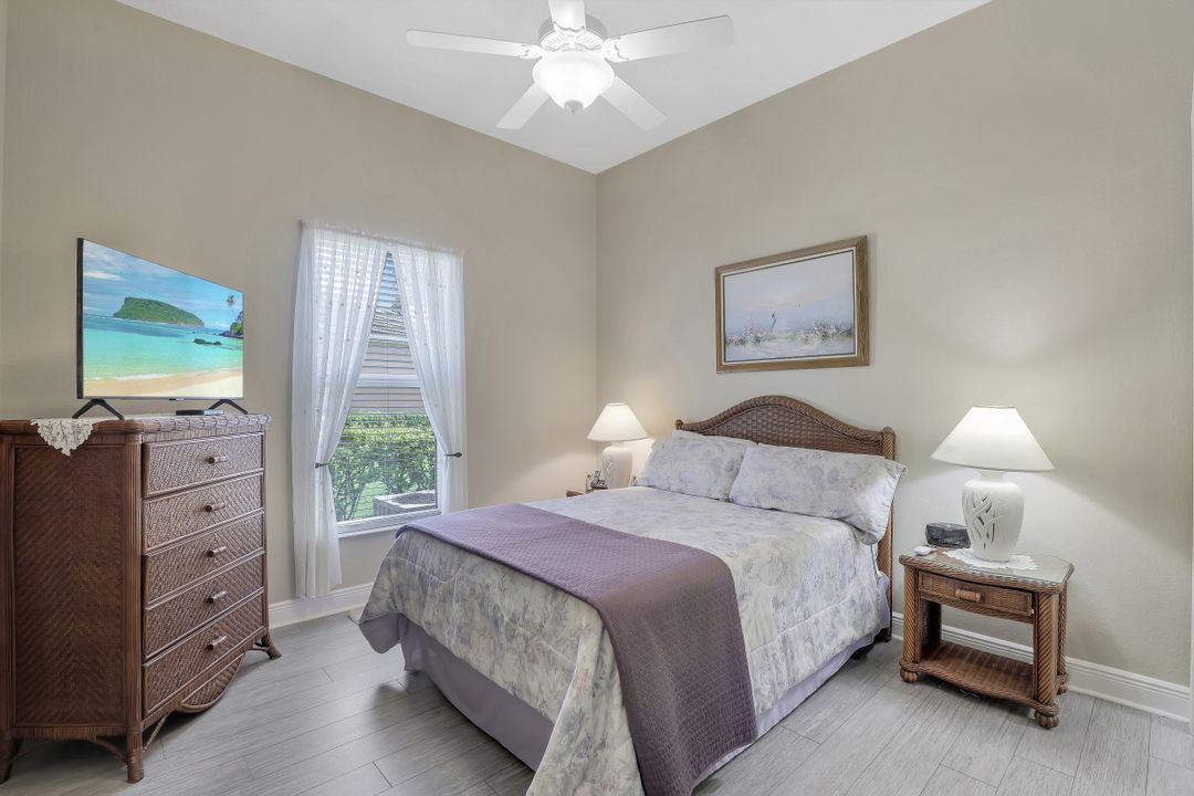 10259 Avonleigh Dr, Bonita Springs, FL 34135