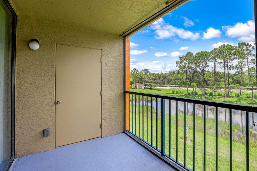 13545 Eagle Ridge Dr #826, Fort Myers, FL 33912