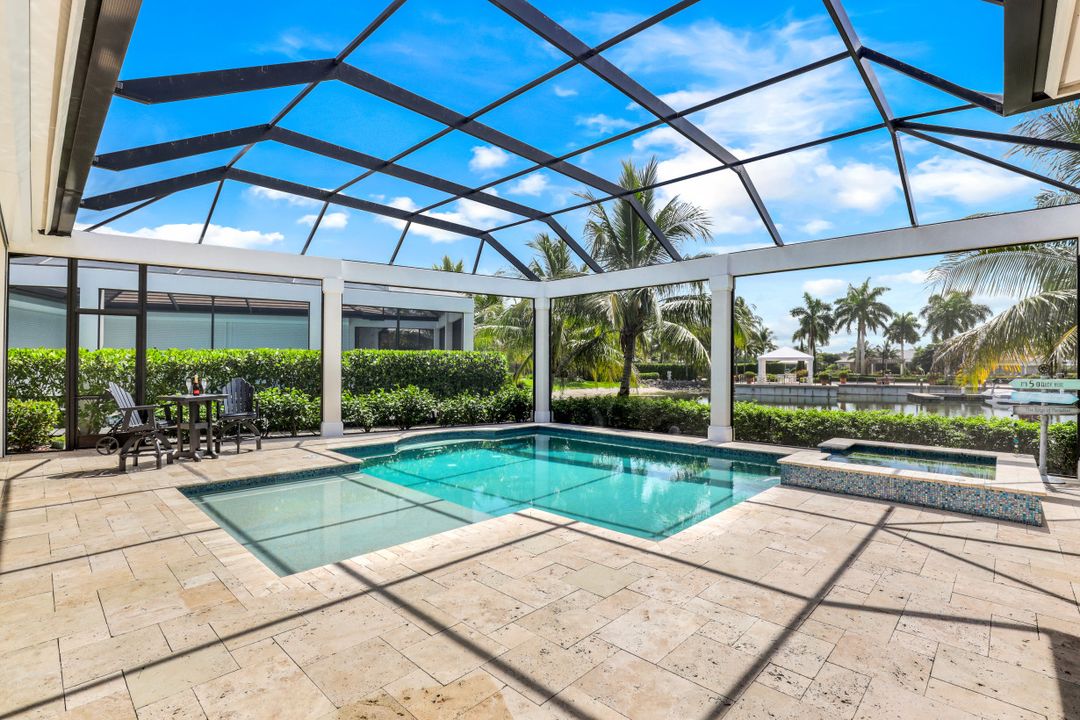 17413 Via Lugano Ct, Miromar Lakes, FL 33913