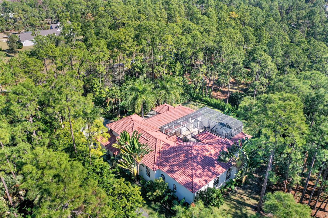 4930 Mahogany Ridge Dr, Naples, FL 34119