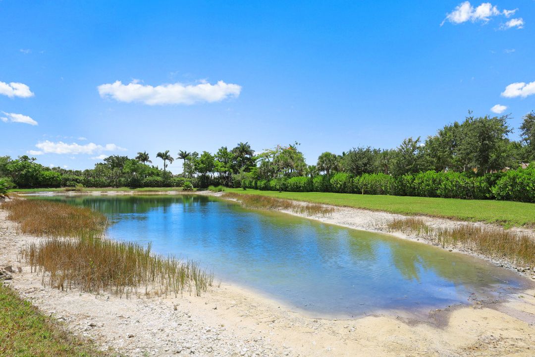 3720 Montreux Ln #203, Naples, FL 34114