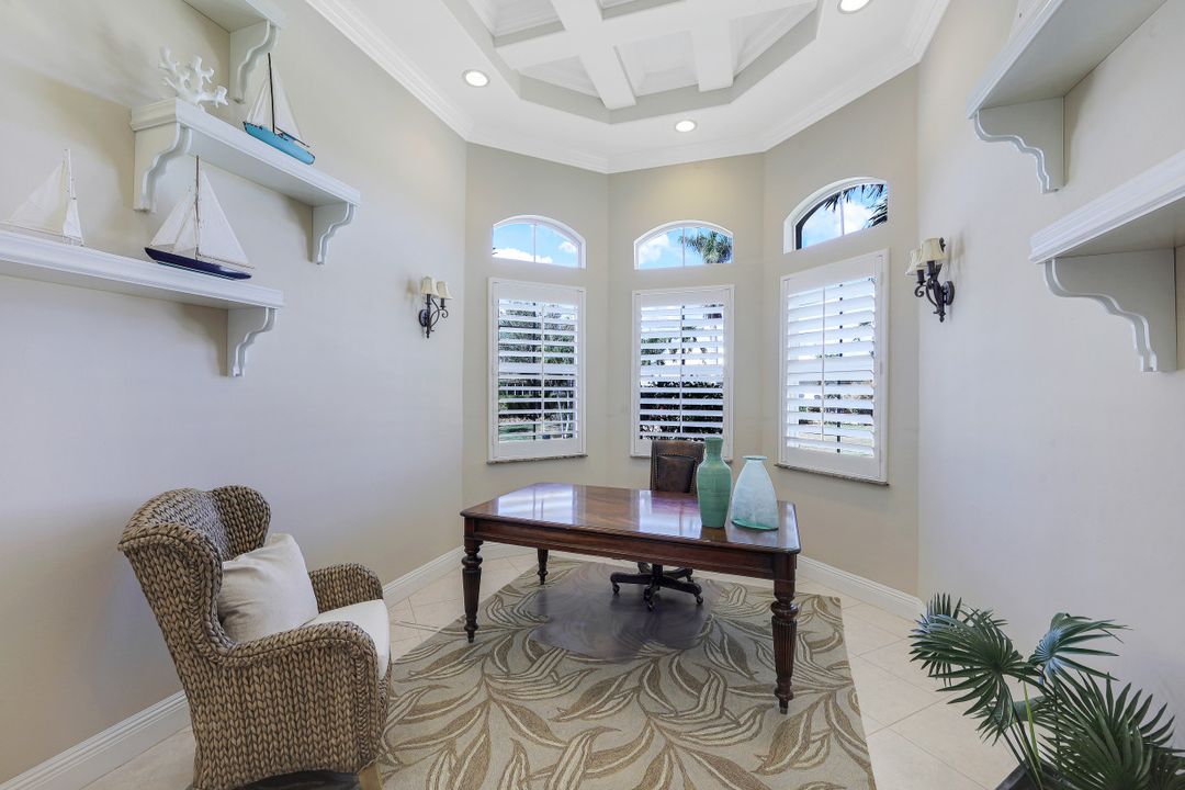 707 Plantation Ct, Marco Island, FL 34145