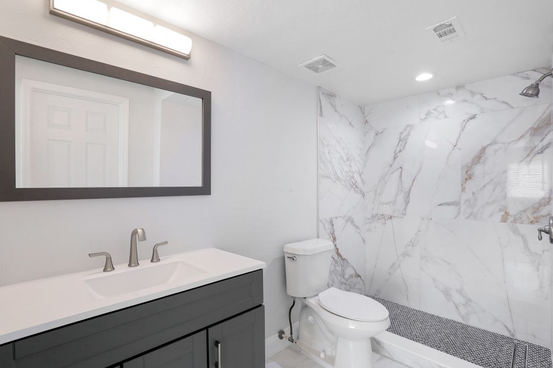 4001 Ice Castle Way #5, Naples, FL 34112