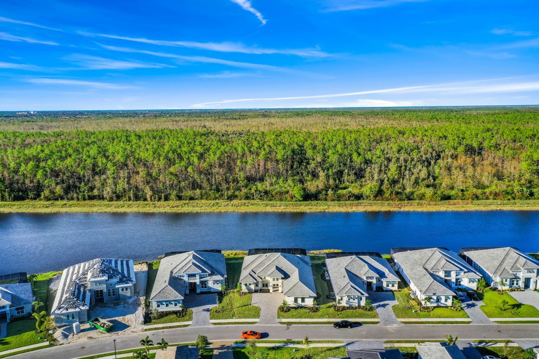 14310 Laguna Spgs Ln, , FL 34114