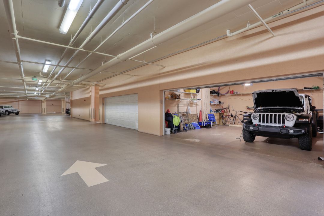 970 Cape Marco Dr #1106, Marco Island, FL 34145