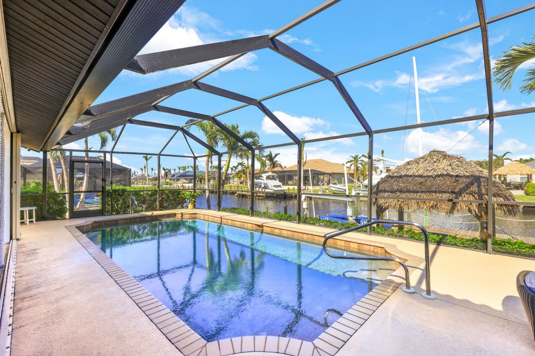 1427 SW 53rd Ln, Cape Coral, FL 33914