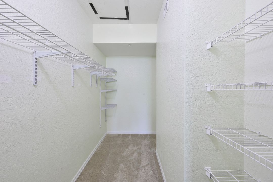 6490 Aragon Way #208, Fort Myers, FL 33966