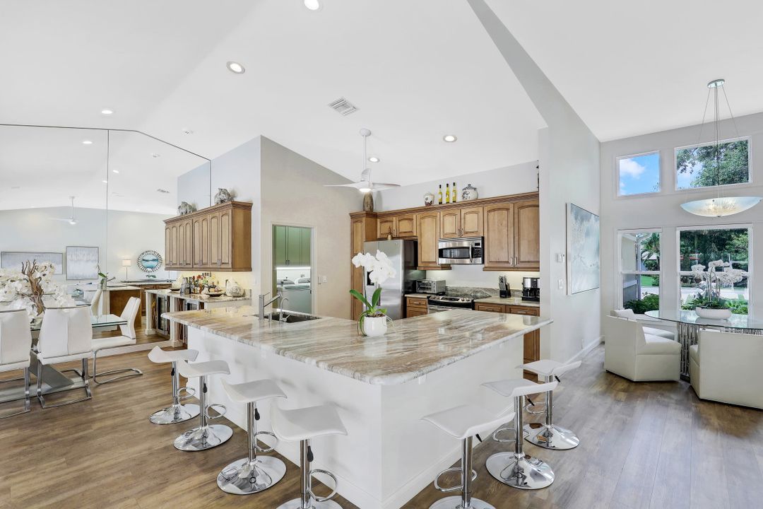 6080 Cypress Hollow Way, Naples, FL 34109