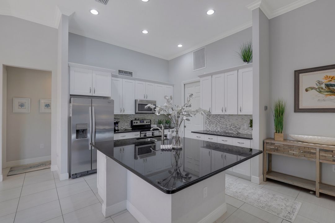 72 Tahiti Rd, Marco Island, FL 34145