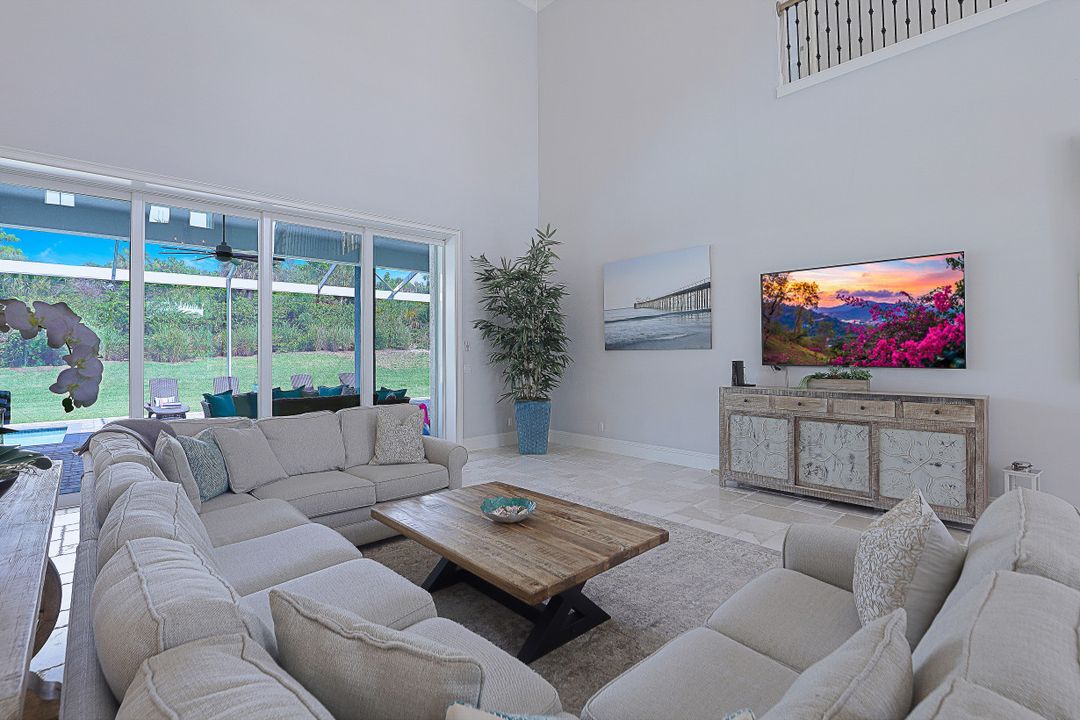 671 S Barfield Dr, Marco Island, FL 34145