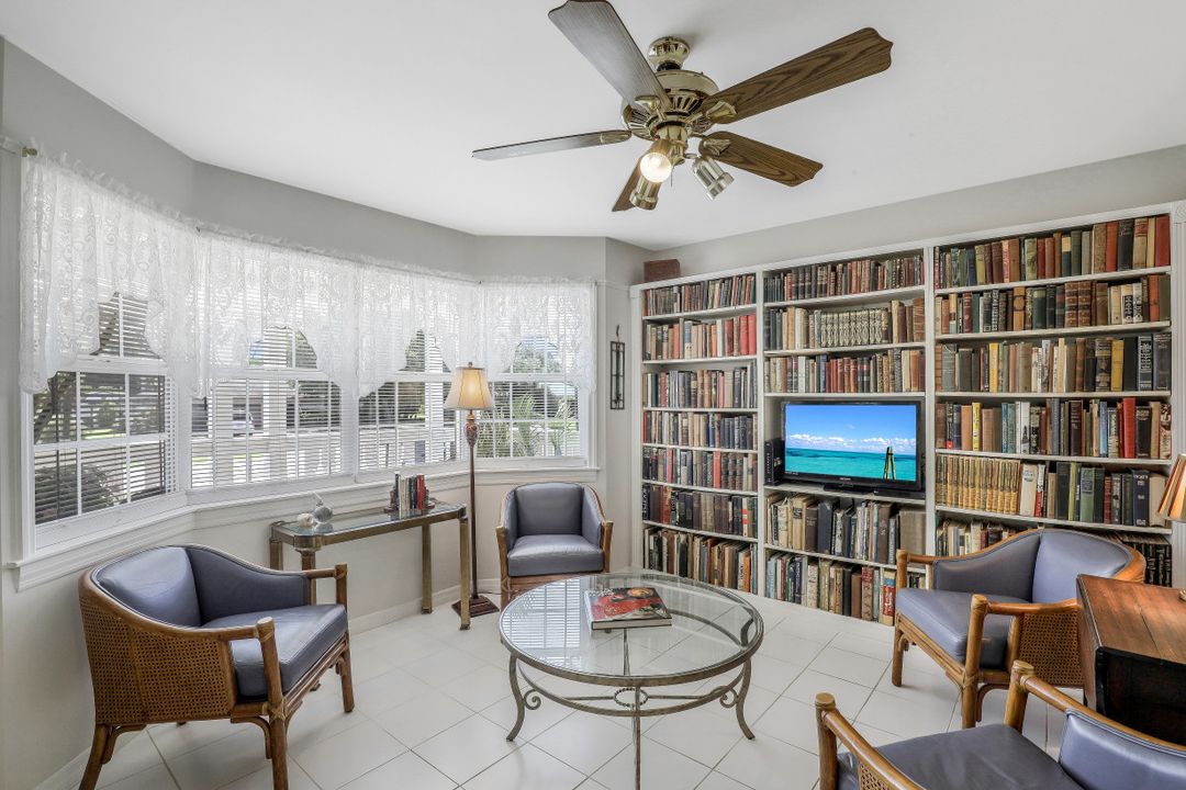 20520 Pine Tree Ln, Estero, FL 33928