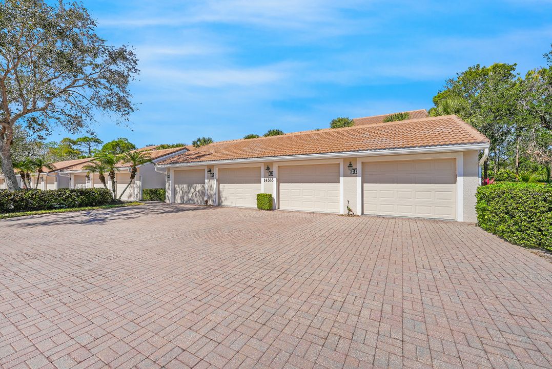 14565 Red Fox Run #611, Naples, FL 34110