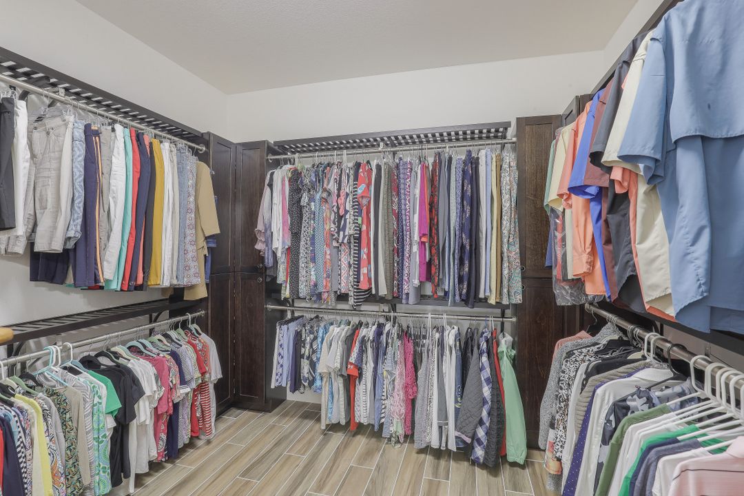 2761 Lambay Ct, Cape Coral, FL 33991