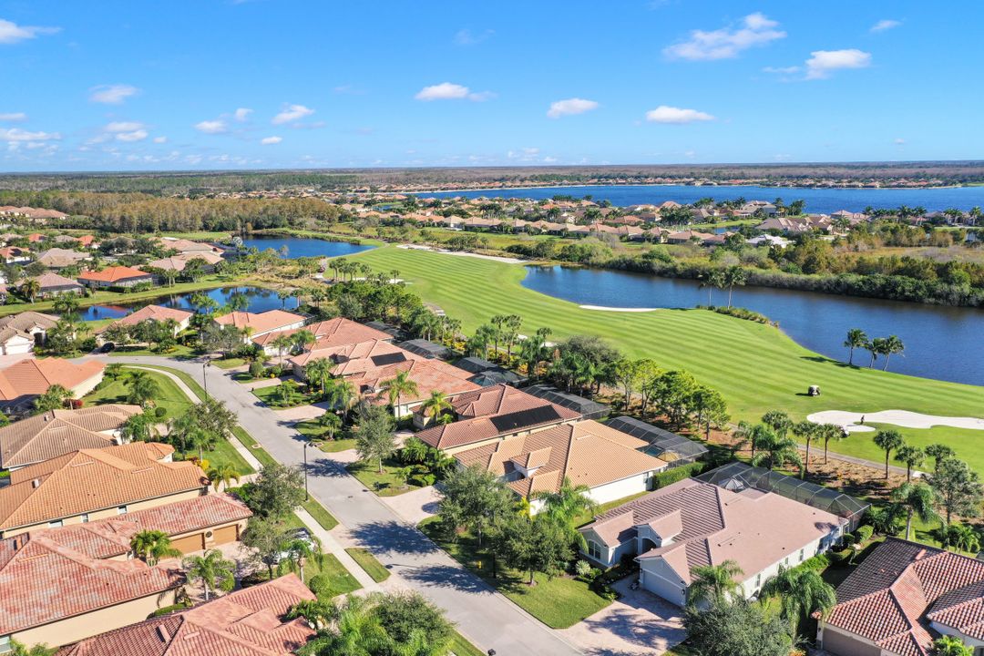 9755 Nickel Ridge Cir, Naples, FL 34120