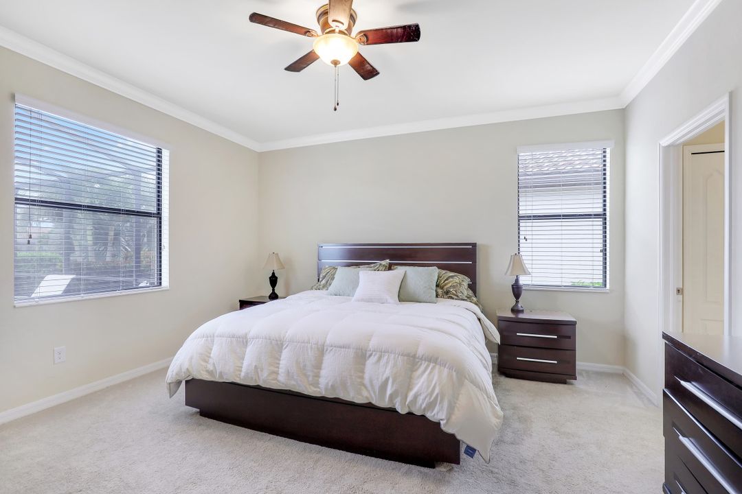 3618 Treasure Cove Cir, Naples, FL 34114