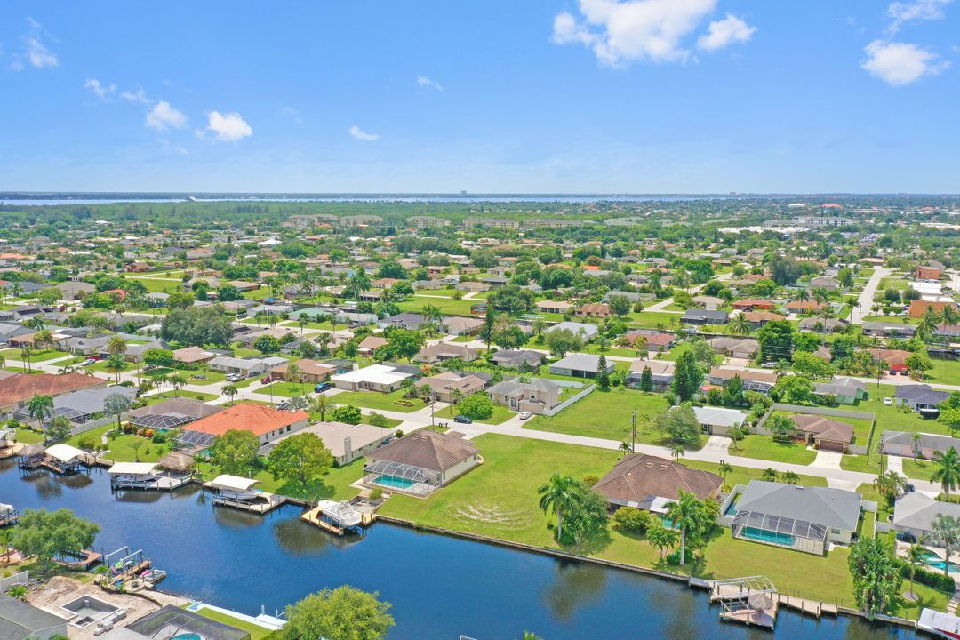 1707 SE 13th St, Cape Coral, FL 33990