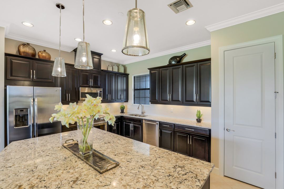 8761 Bellano Ct #203, Naples, FL 34119