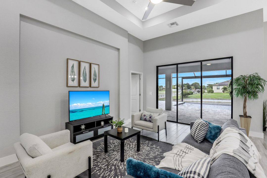 1529 SW 28th Terrace, Cape Coral, FL 33914