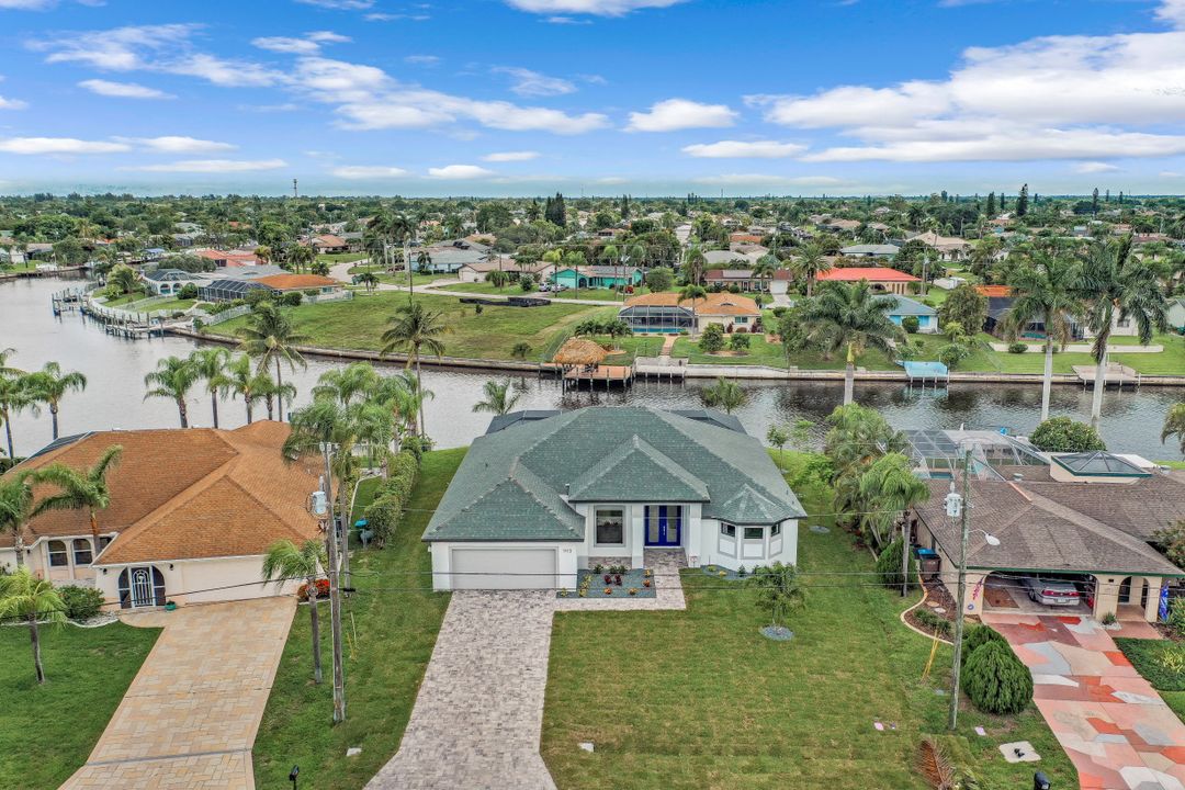 1113 SE 32nd Terrace, Cape Coral, FL 33904