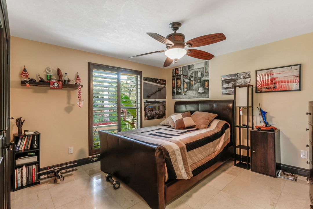 771 S Barfield Dr, Marco Island, FL 34145