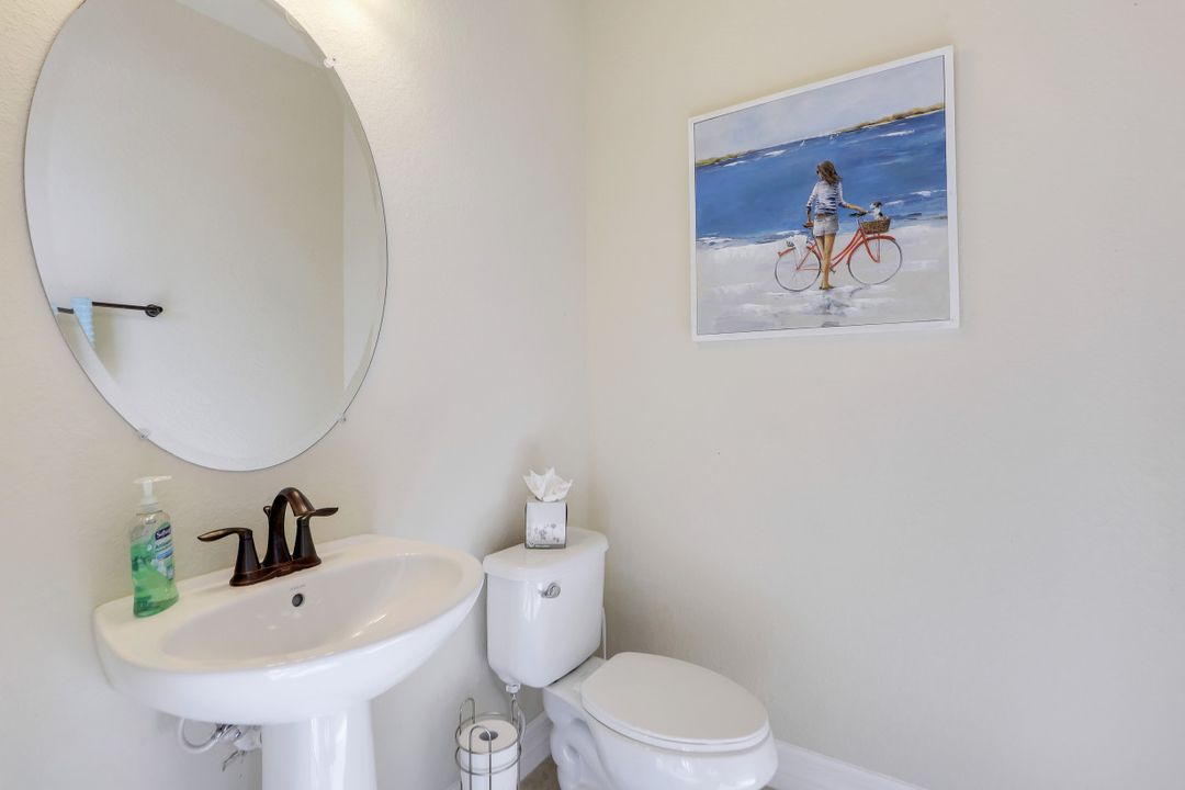 28600 Derry Ct, Bonita Springs, FL 34135